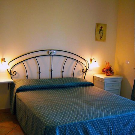 Casa Vacanze Patrizia Montefiore dellʼAso Стая снимка